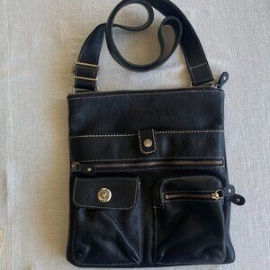 Roots Unisex Leather Messenger Black Crossbody Bag